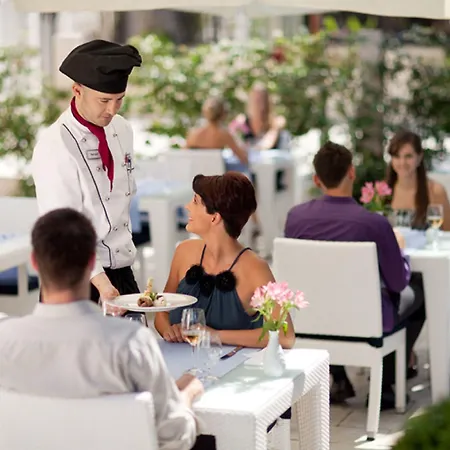 Szálloda Valamar Riviera Hotel&residence