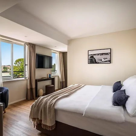 ホテル Valamar Riviera & (adults Only) 4*