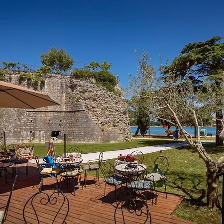 Готель Valamar Riviera & (adults Only)