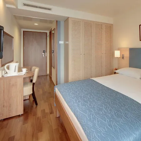 Отель Valamar Riviera & (adults Only) Пореч