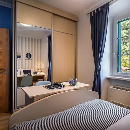 Отель Valamar Riviera & (adults Only) Пореч